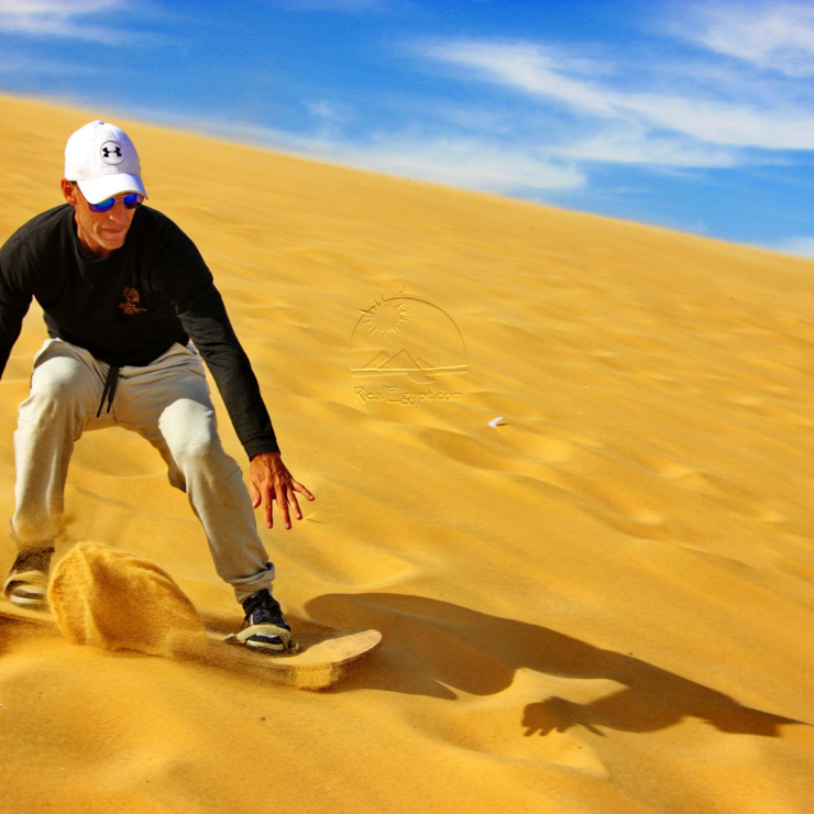 SANDBOARDING - Real Fayoum Tours